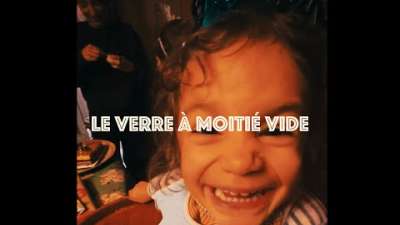 Embedded thumbnail for Le verre à moitié vide